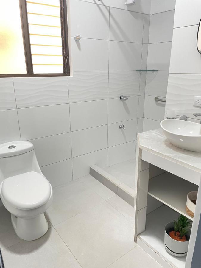 3 Min From Sjo Airport Kaeli Villa Alajuela Eksteriør billede